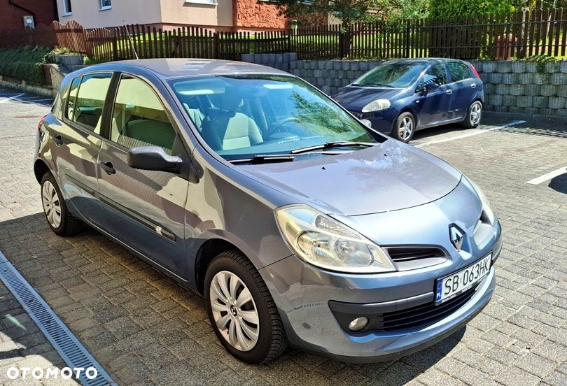 Renault Clio 1.2 16V Expression - 4