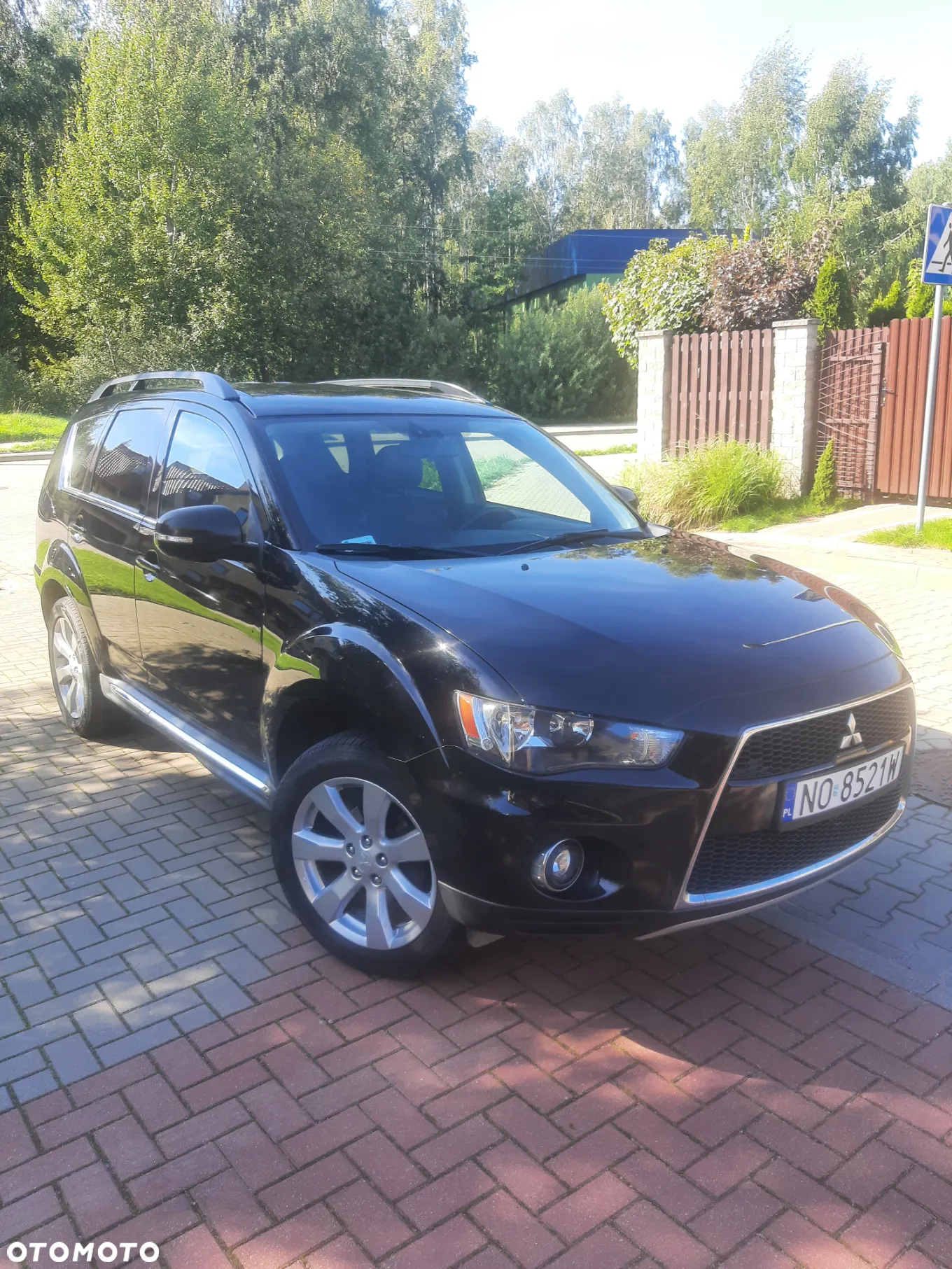 Mitsubishi Outlander - 16