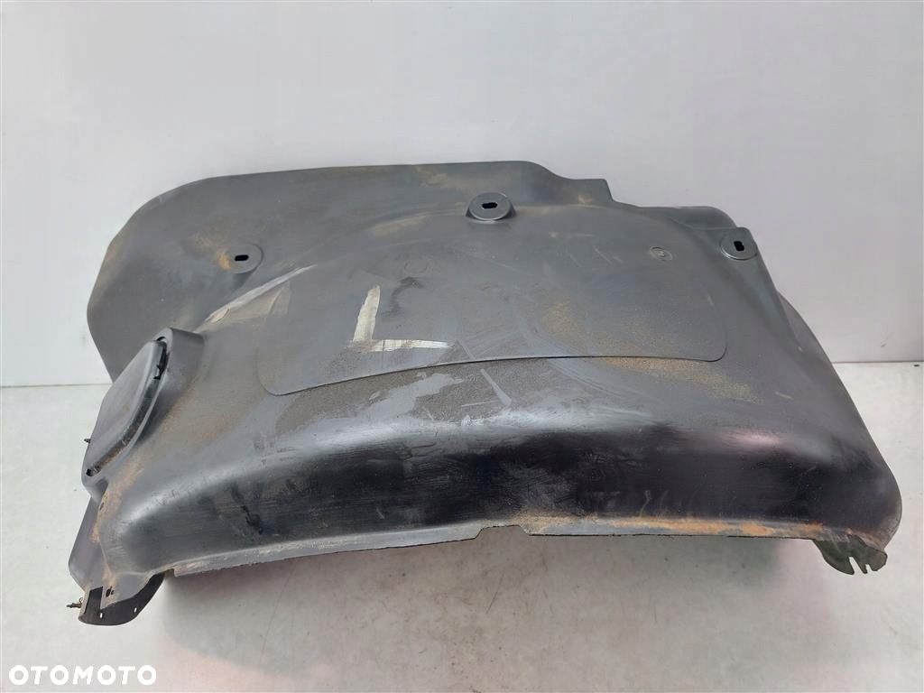 Nadkole LEWE przednie przód Ssang Yong Rexton  2001-2006 79710-08001 - 2