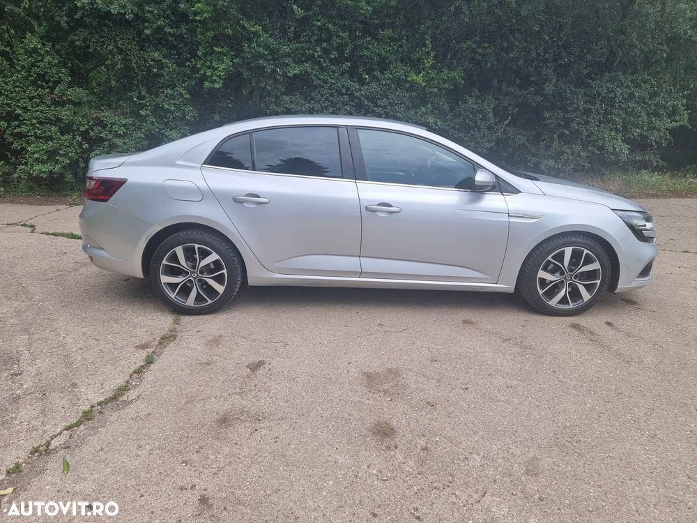 Renault Megane - 10