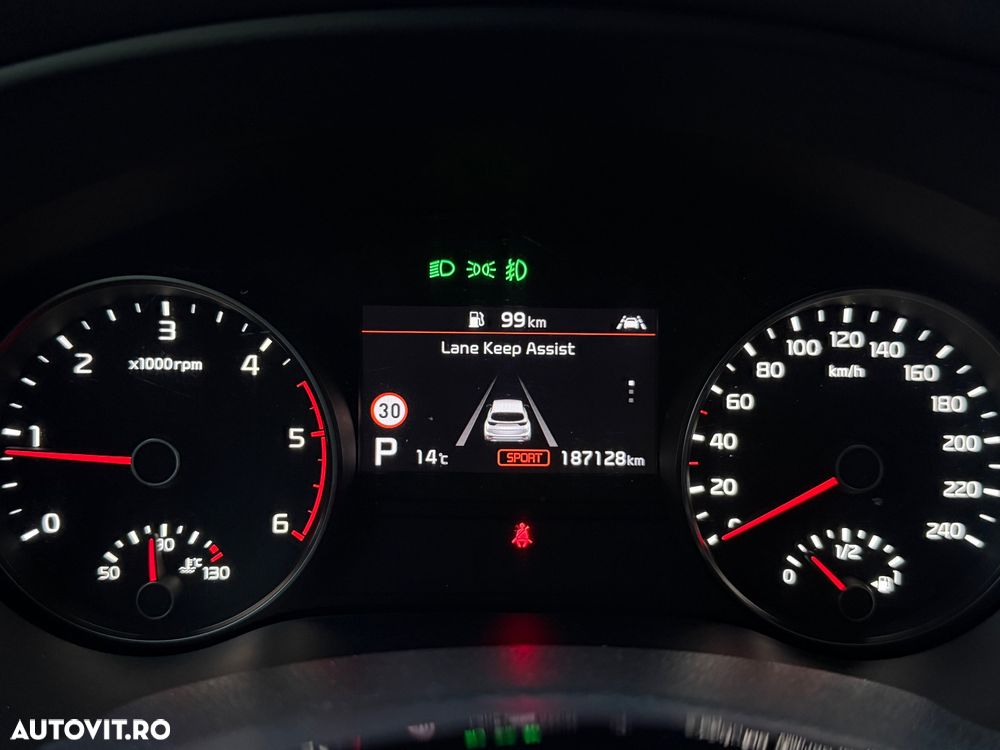 Kia Sportage 1.6 CRDI 2WD Eco-Dynamics+ (48V M-H) DCT GT-line - 18