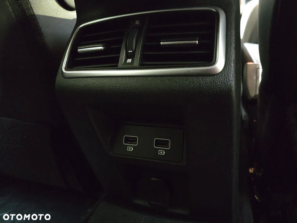 Renault Megane 1.0 TCe Zen - 28