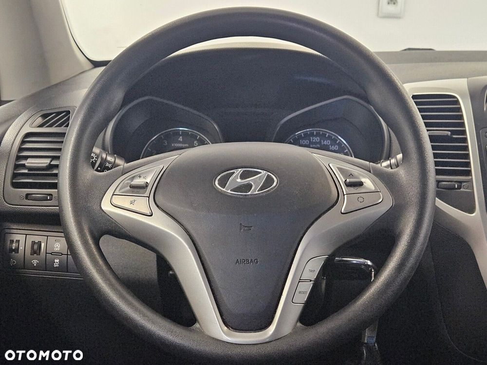 Hyundai ix20 1.4 BlueDrive Comfort - 12