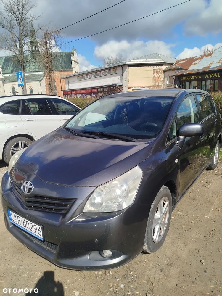 Toyota Verso 2.0 D-4D Luna - 2