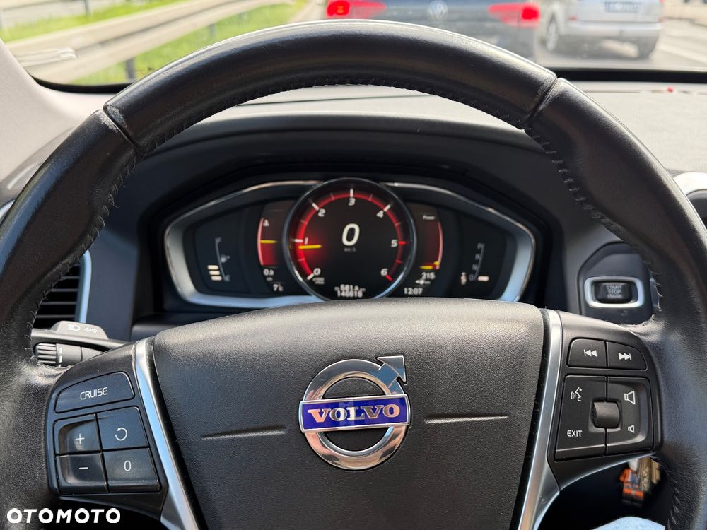 Volvo XC 60 D3 Drive-E Summum - 5