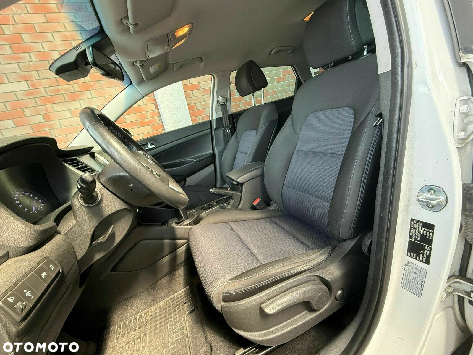 Hyundai Tucson 1.6 GDI BlueDrive Comfort 2WD - 12