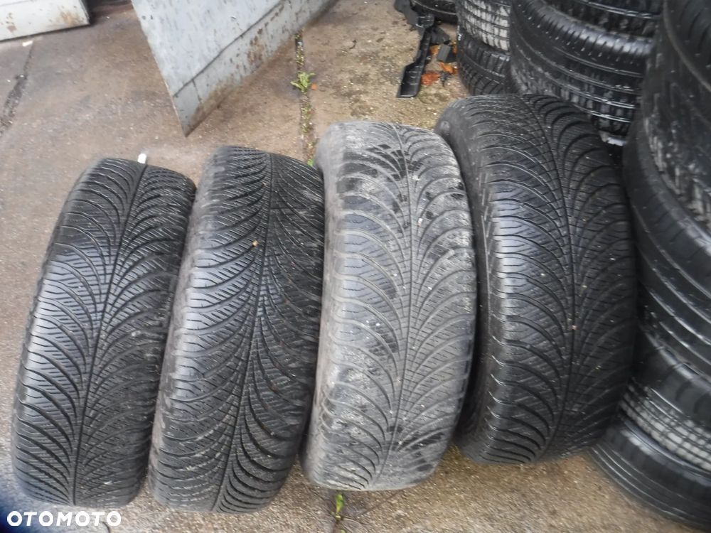 Kia Sportage alufelgi 17 5X114.3 opony zimowe goodyear 225/60/17 - 11