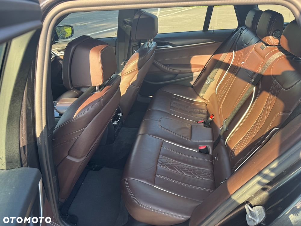 BMW Seria 5 530d xDrive mHEV M Sport sport - 11