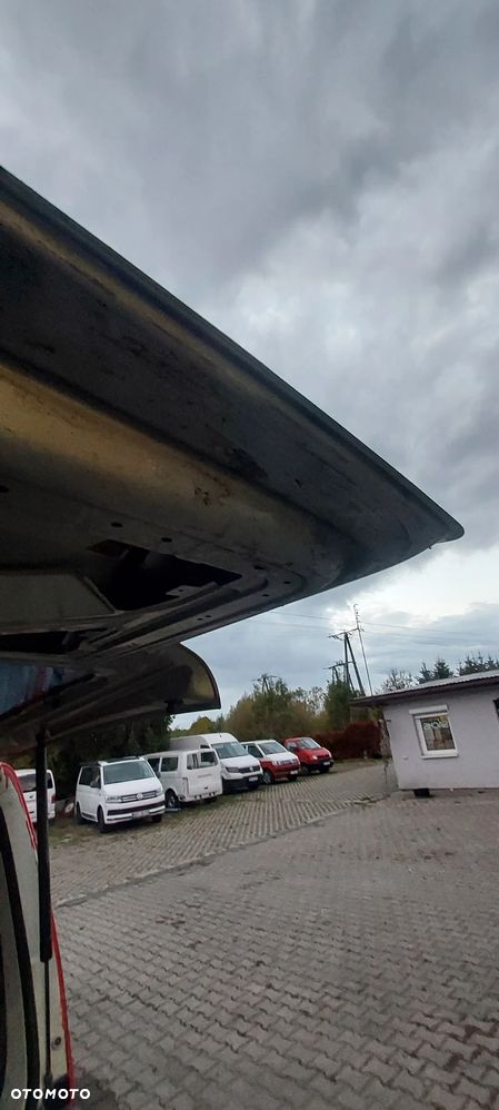Klapa bagażnika t5 uszkodzona pochodzi - 2