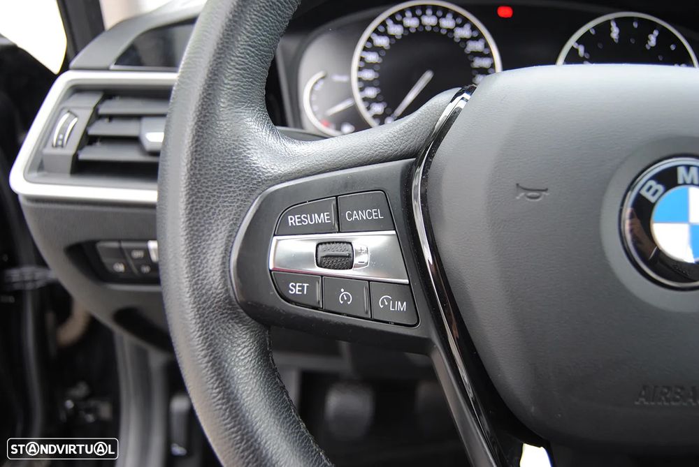 BMW 318 d Touring Advantage - 20