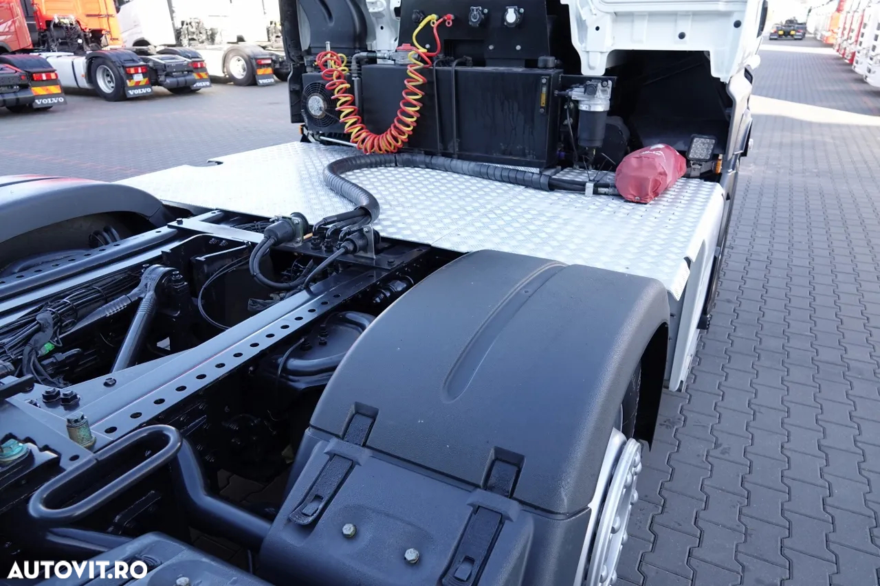 MAN GX 26.510 / 6x2 / împingător / axă de direcție și lifting / HIDRAULICĂ / CABĂ JOSĂ / 2021 - 17