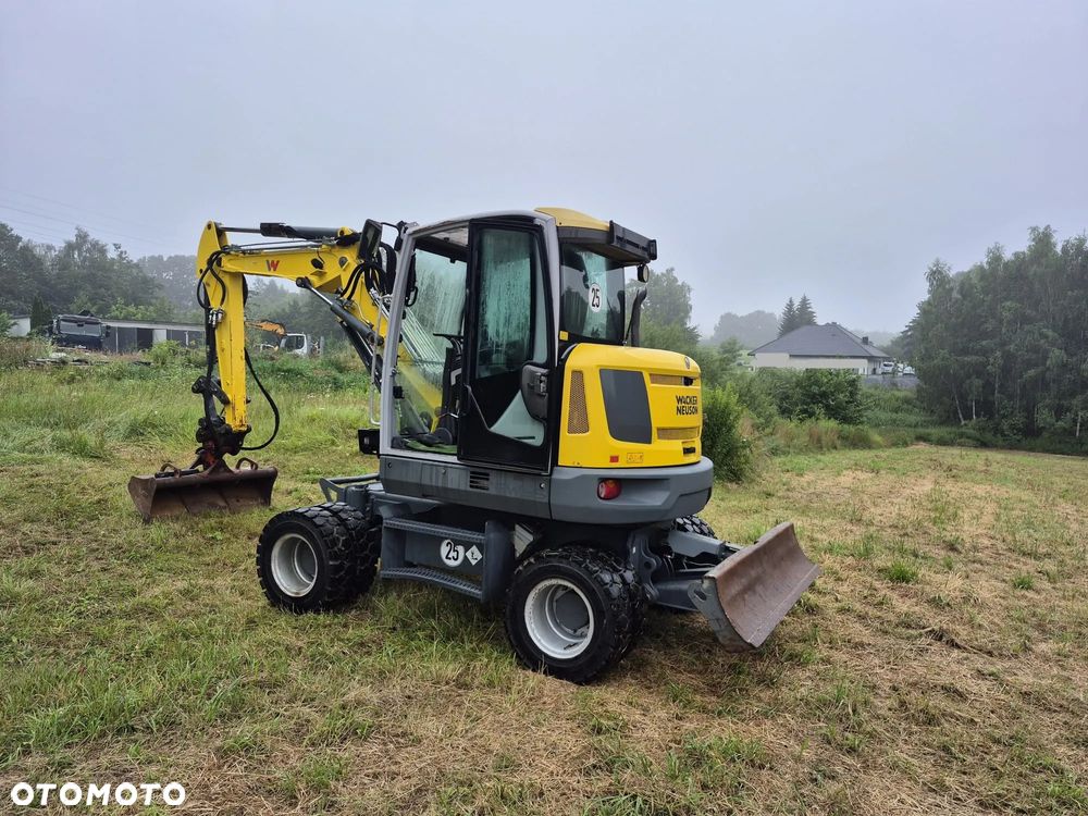 Wacker Neuson - 9