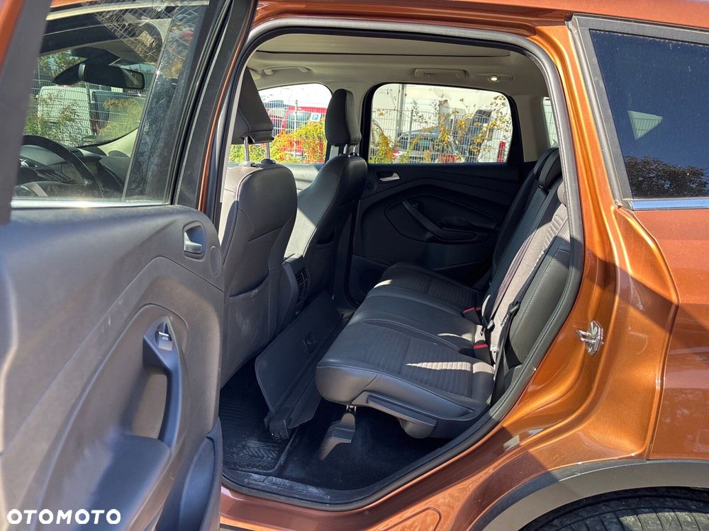 Ford Kuga - 38
