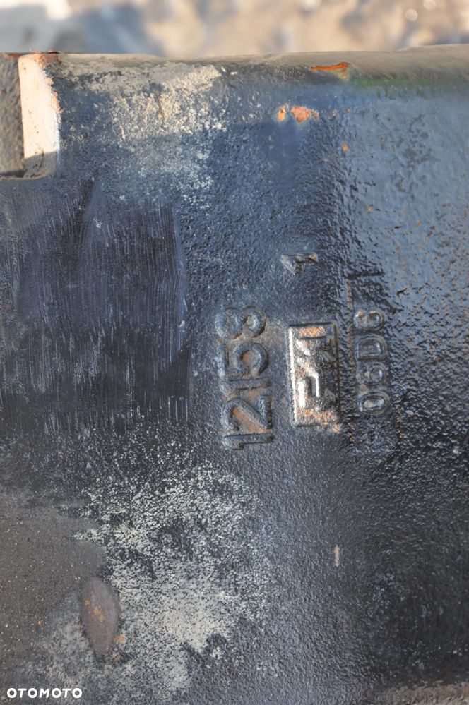 OBUDOWA MOSTU WAHACZ MASSEY FERGUSON 7480 6480 6485 - 13