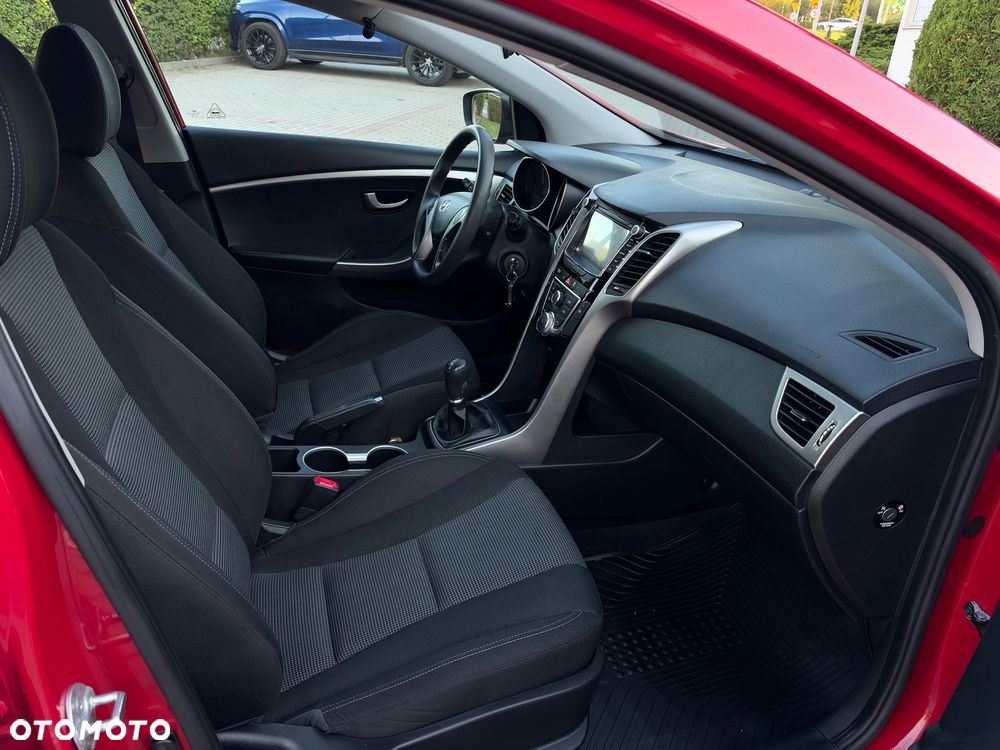 Hyundai i30 1.4 Fifa World Cup Edition - 6