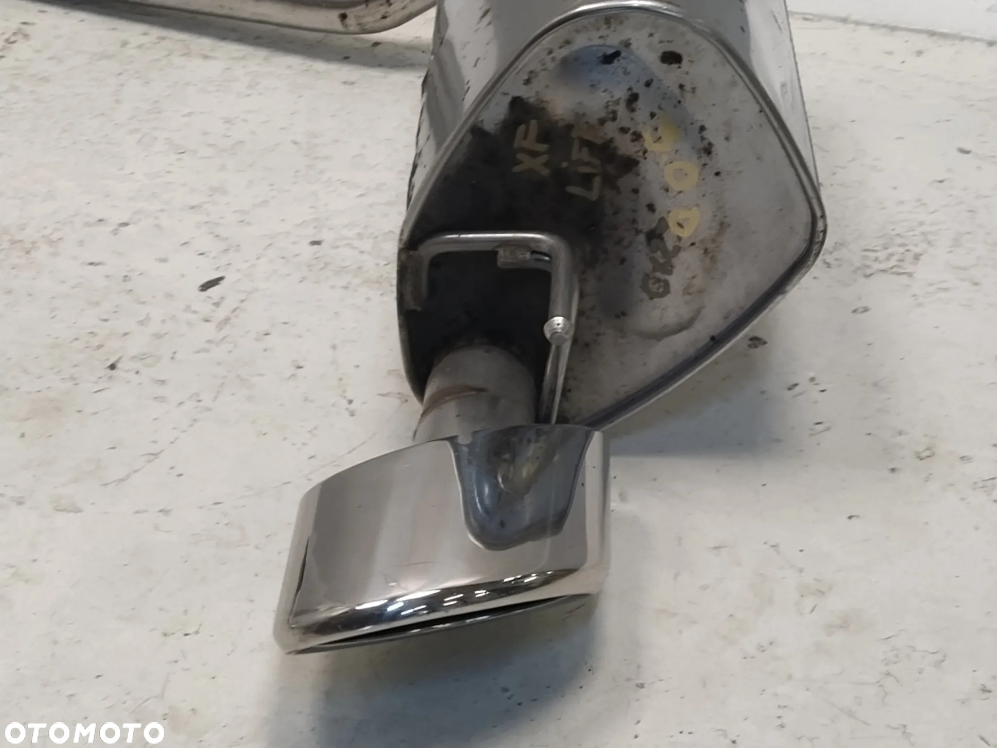 JAGUAR XF X250 LIFT WYDECH TŁUMIK KOŃCOWY PRAWY ORYGINAŁ - 9
