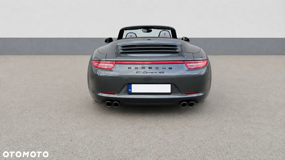 Porsche 911 Carrera 4S PDK - 21