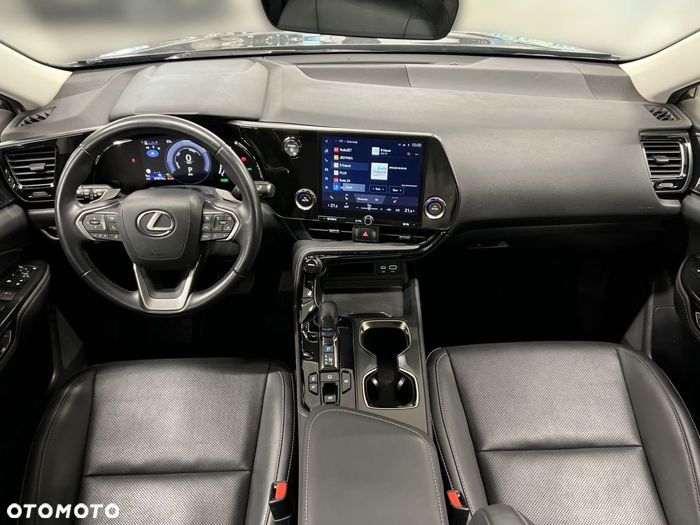 Lexus NX 350h Business AWD - 15