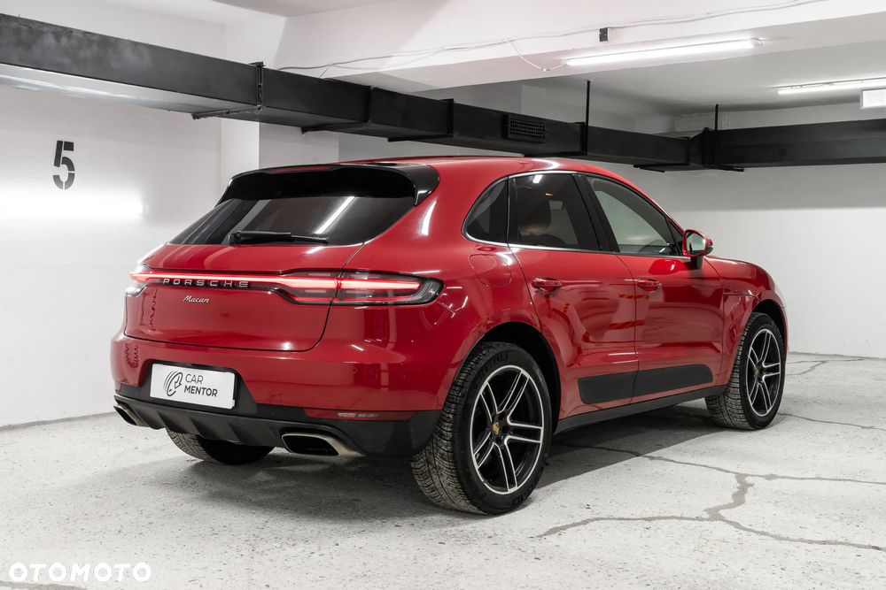 Porsche Macan Standard - 12