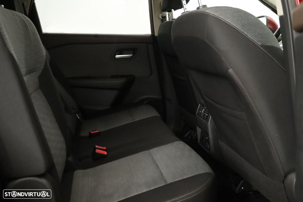 Nissan X-Trail 1.5 VC T N-Connecta 7L - 23