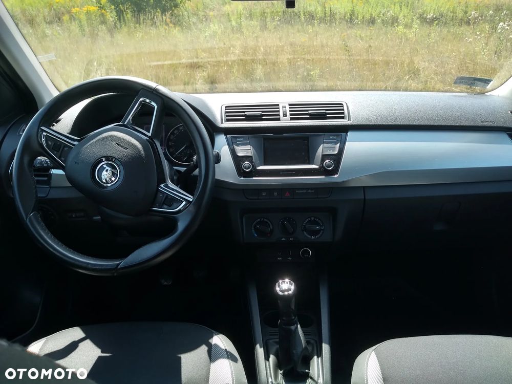 Skoda Fabia 1.0 TSI Ambition - 4