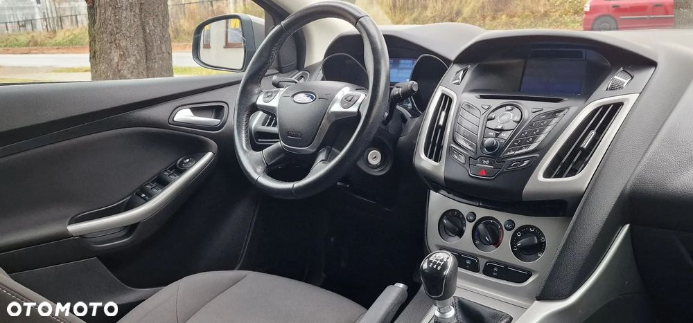 Ford Focus 1.0 EcoBoost Start-Stopp-System Titanium - 8