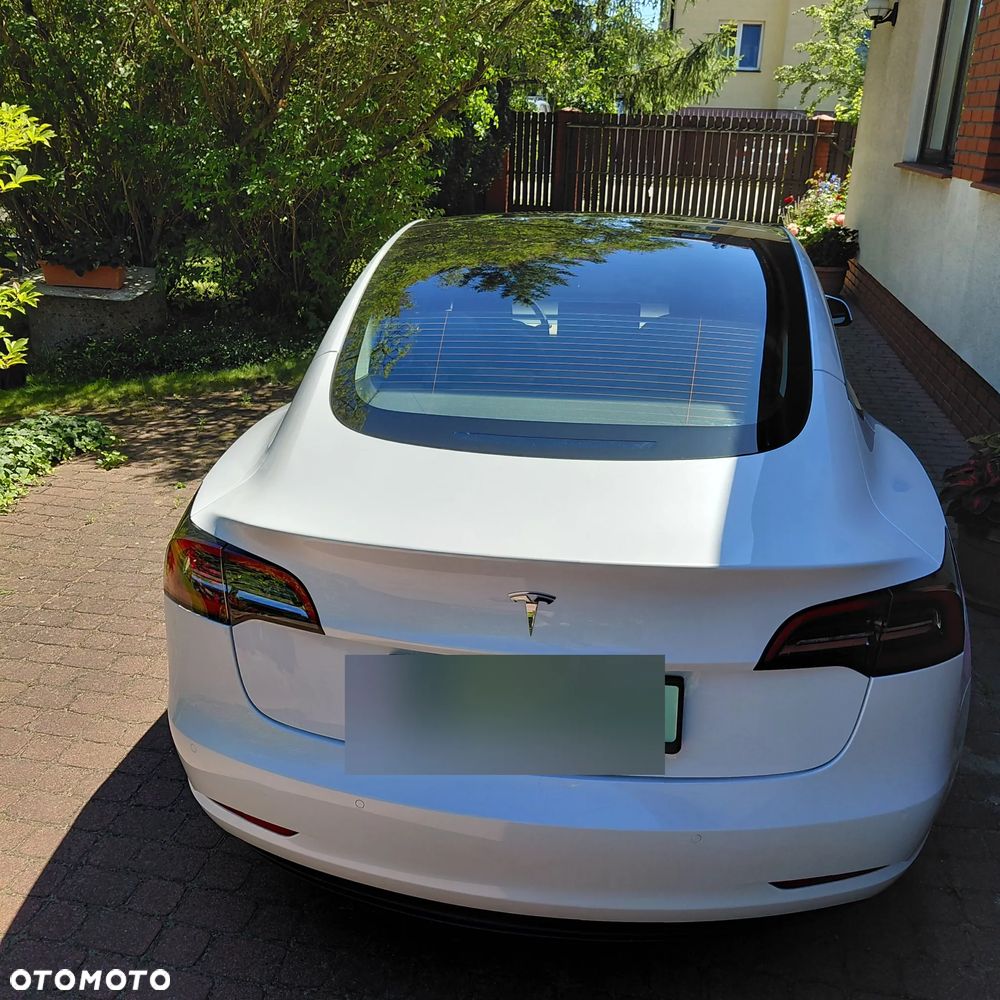 Tesla Model 3 RWD - 12