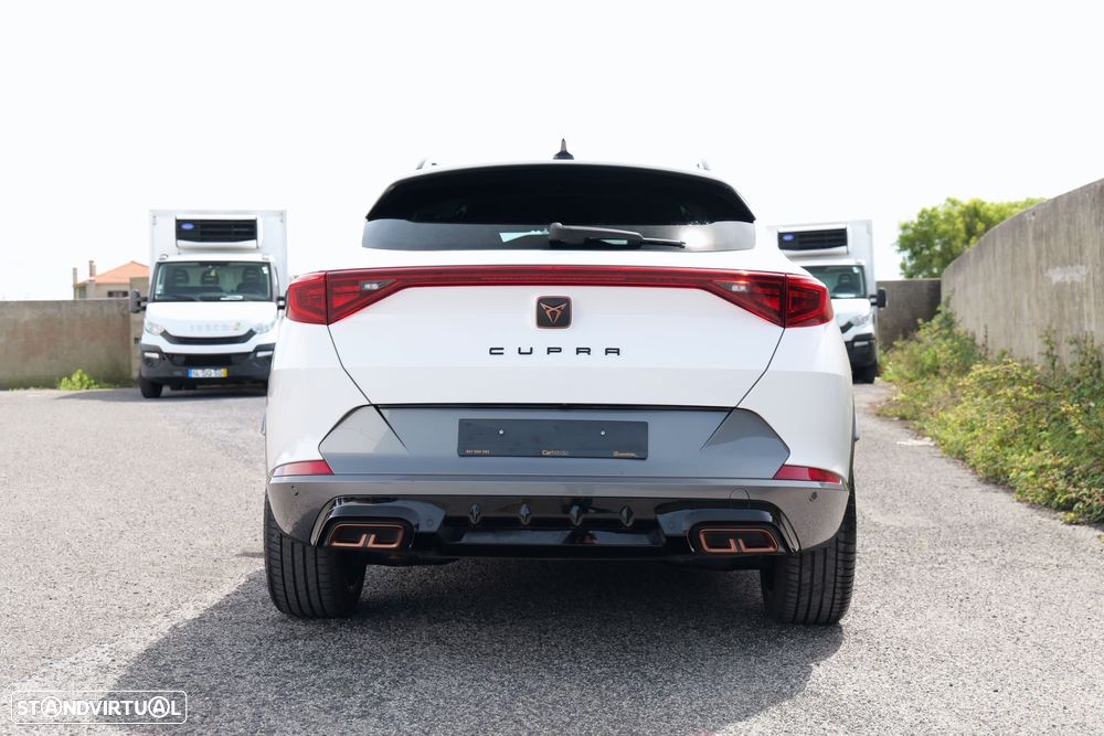 Cupra Formentor VZ 1.4 e-Hybrid DSG Priority - 1