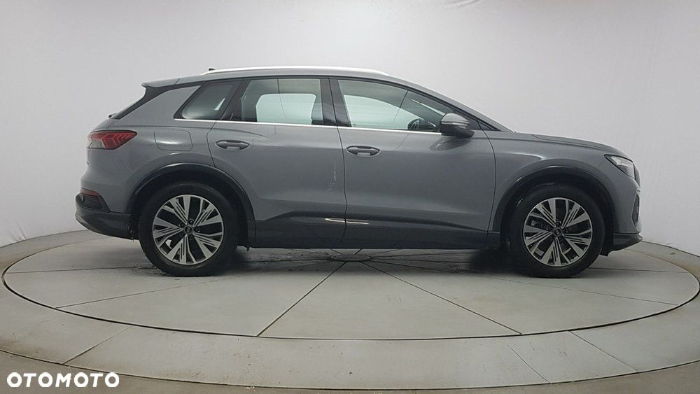 Audi Q4 e-tron - 8