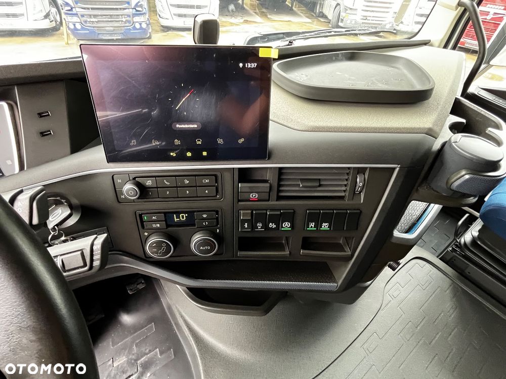Volvo FH500 // 2024 // GLOBE XXL // ACC // LED // Jak nowy ! // Najem // - 26