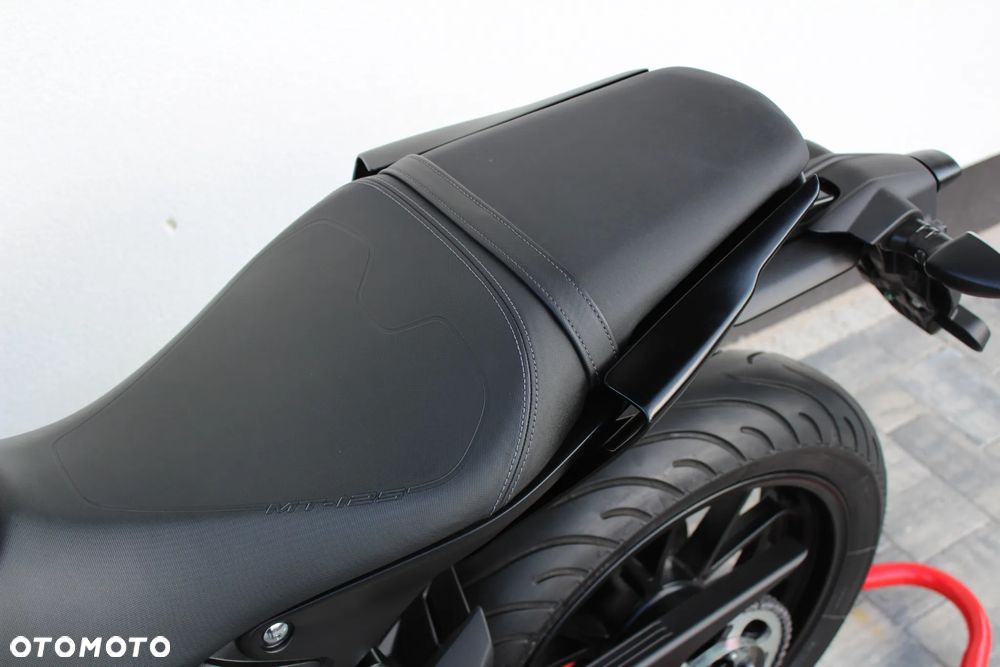 Yamaha MT - 20