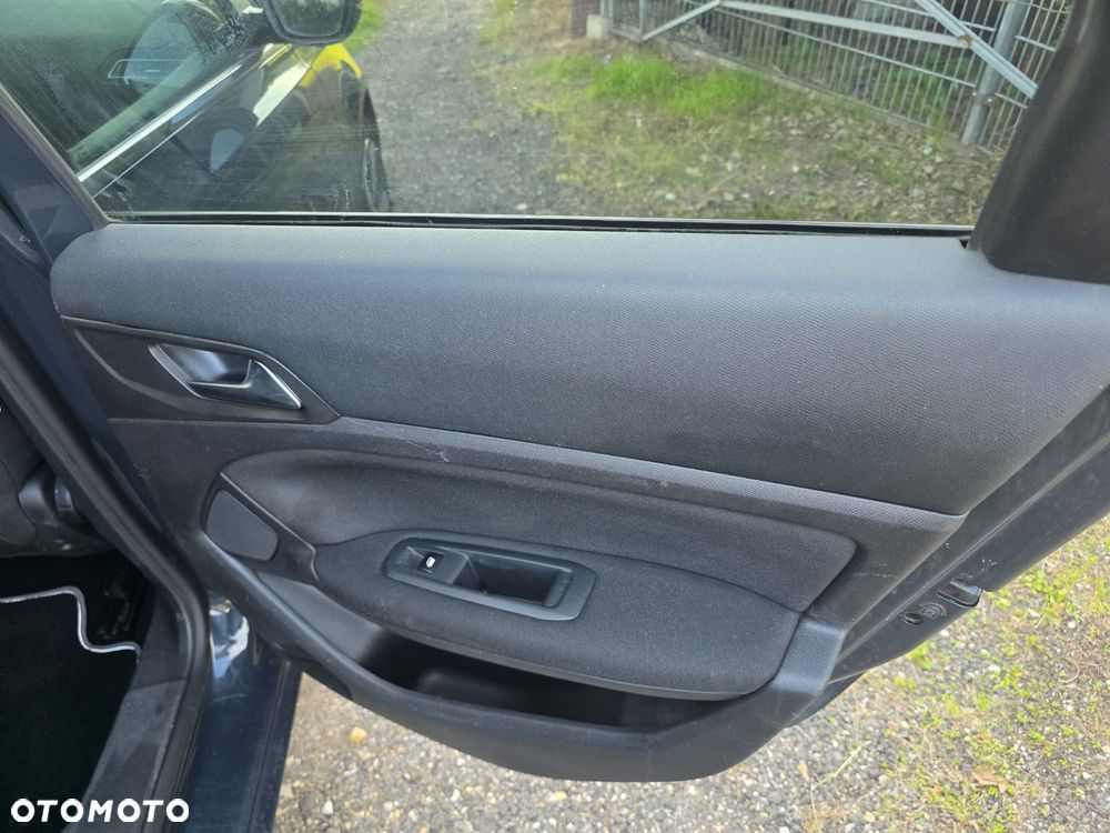 Peugeot 308 - 19