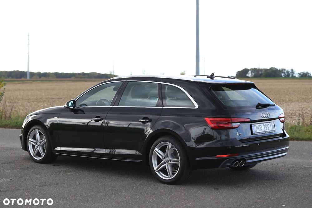 Audi A4 Avant 2.0 TDI Sport S tronic - 30