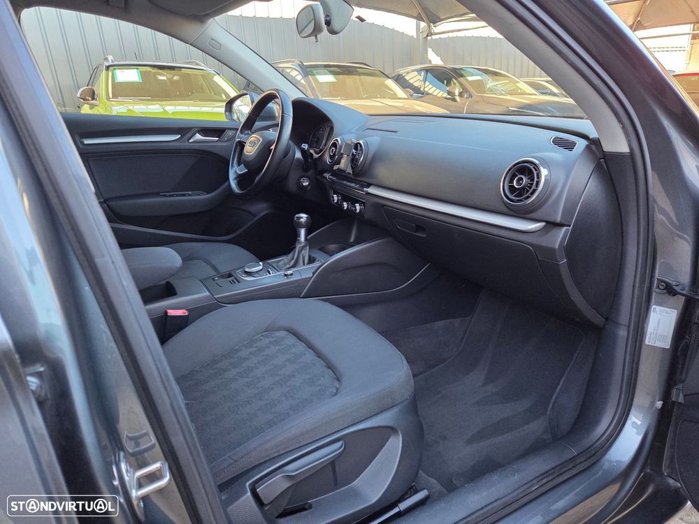 Audi A3 Limousine 1.6 TDI Attraction - 10