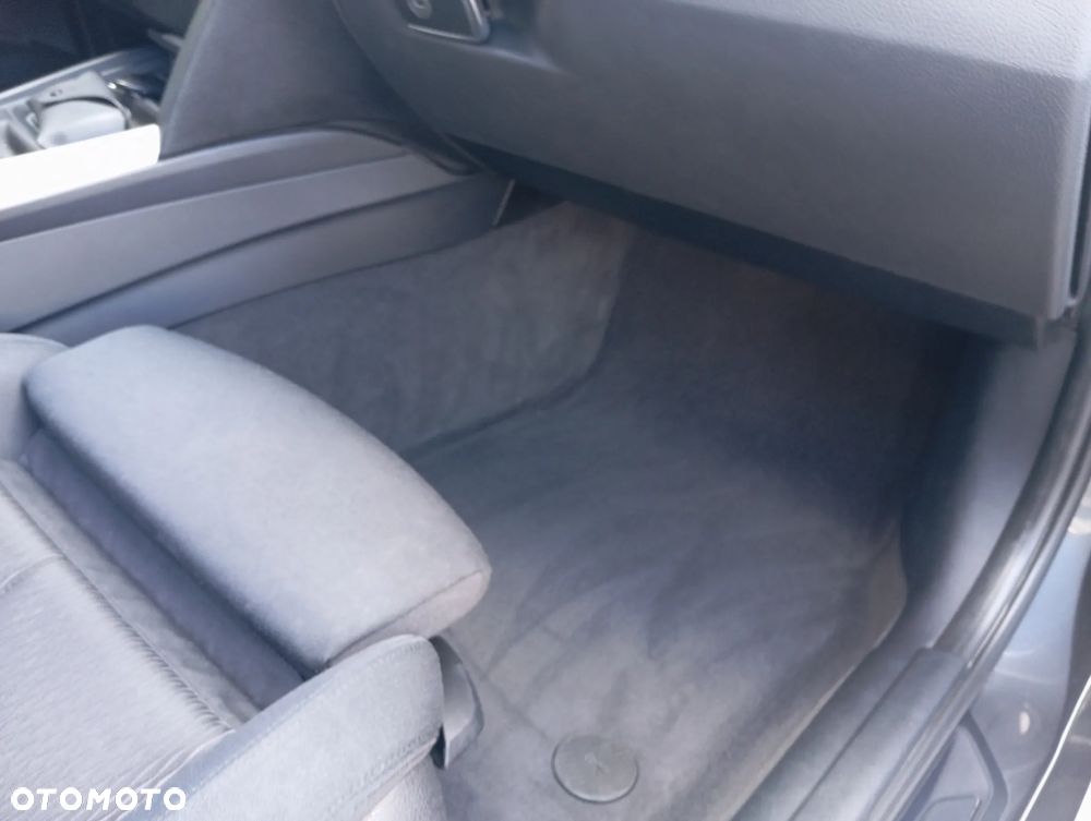 BMW Seria 3 320d DPF - 27