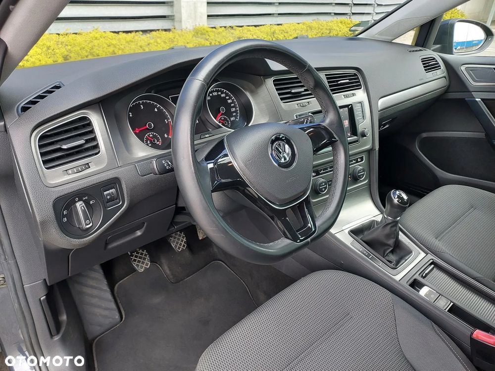Volkswagen Golf 2.0 BlueTDI Comfortline - 33
