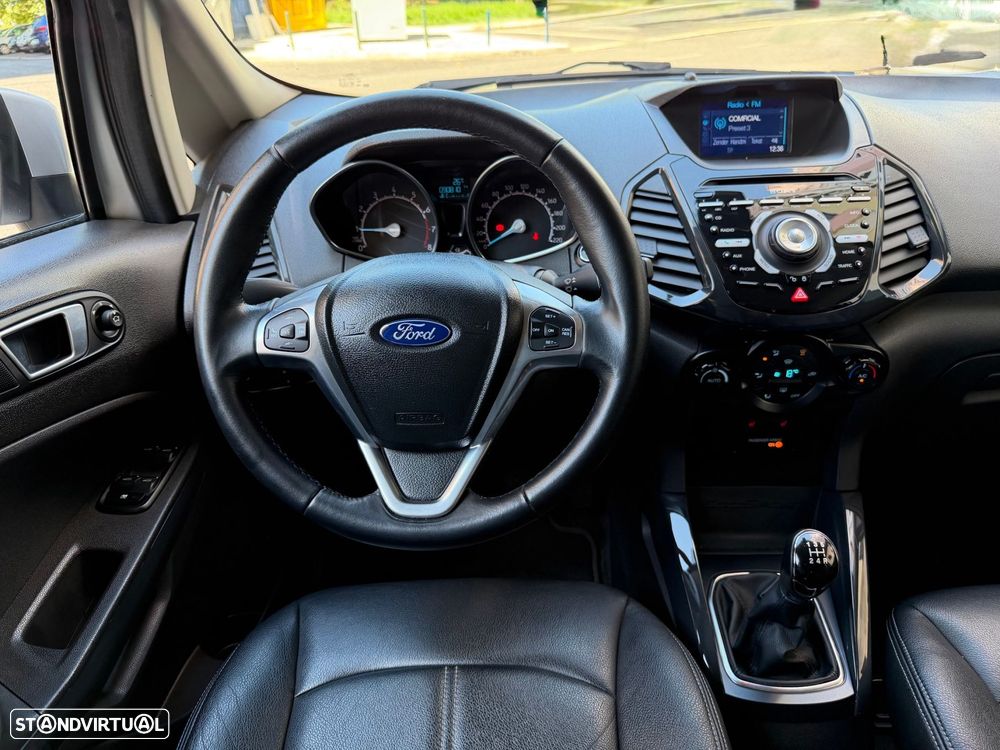 Ford EcoSport 1.0 EcoBoost Titanium - 10