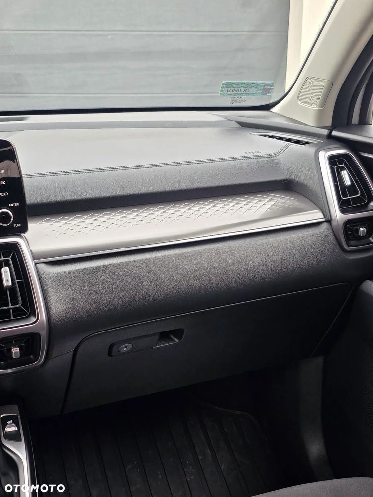 Kia Sorento 1.6 T-GDI HEV L 7os - 17