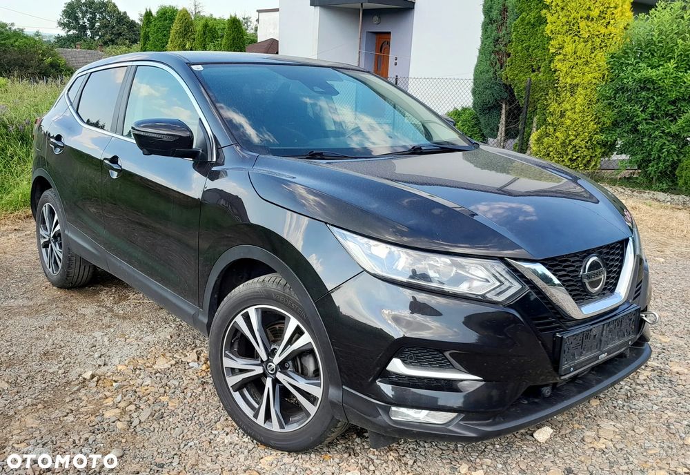 Nissan Qashqai - 1