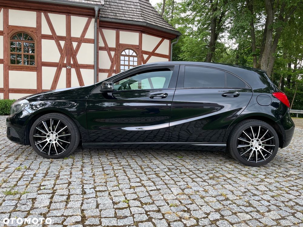 Mercedes-Benz Klasa A 200 (BlueEFFICIENCY) - 2