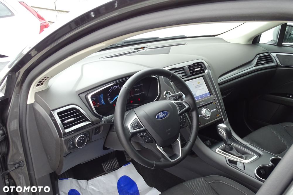 Ford Mondeo SW 2.0 Ti-VCT Titanium - 14