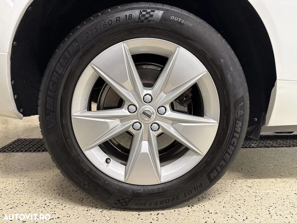 Volvo XC 60 B5 B AWD Core - 29