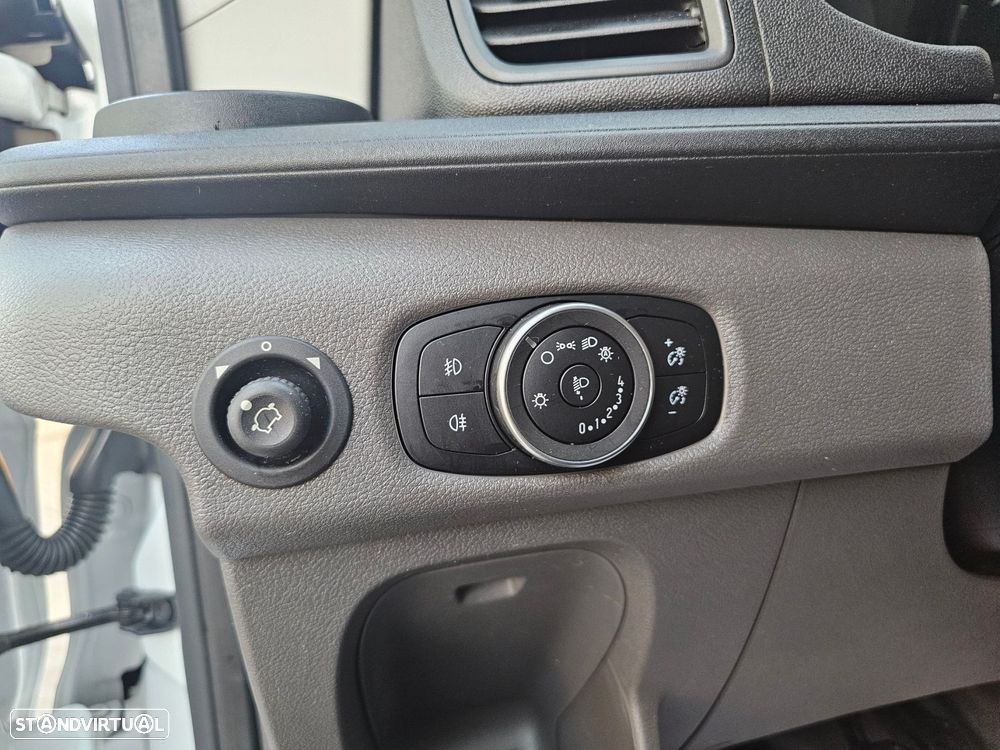 Ford Transit Custom 340 L2H2 VA MH Trail - 22