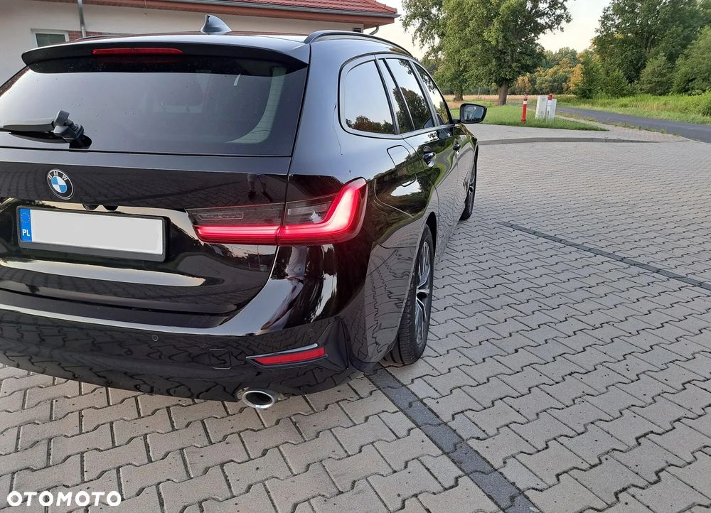 BMW Seria 3 320d - 8