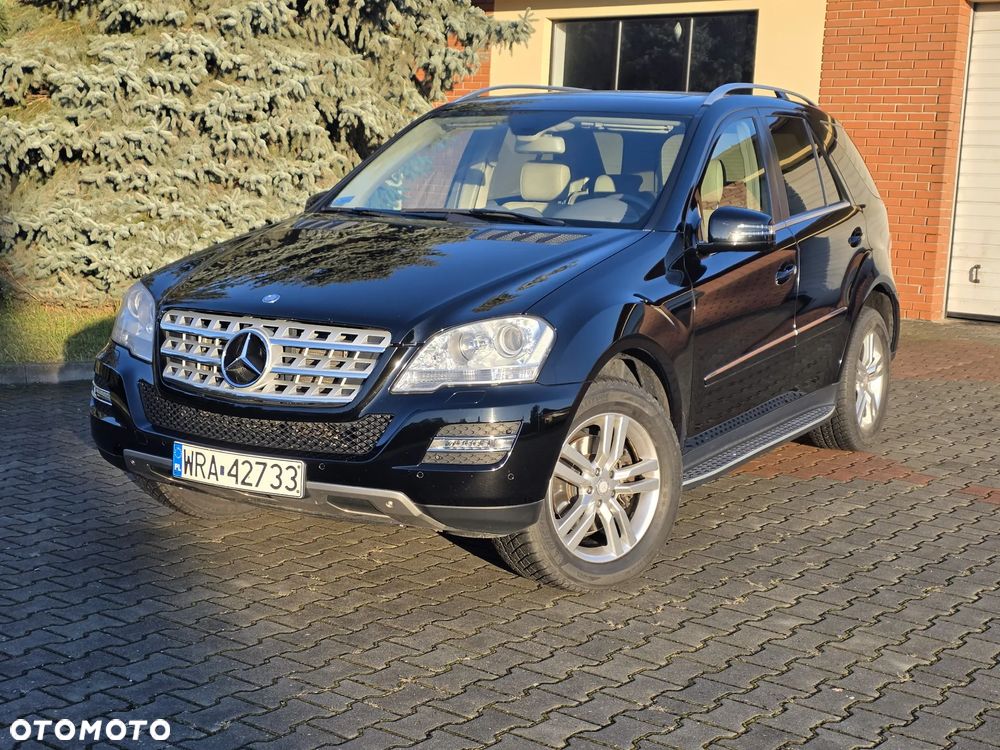 Mercedes-Benz ML - 11