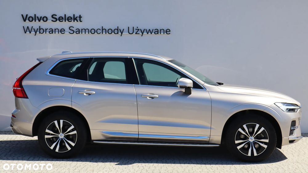 Volvo XC 60 T6 Plug-In Hybrid AWD Core - 7