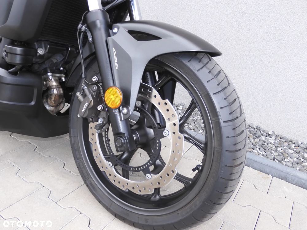 Honda CTX - 17