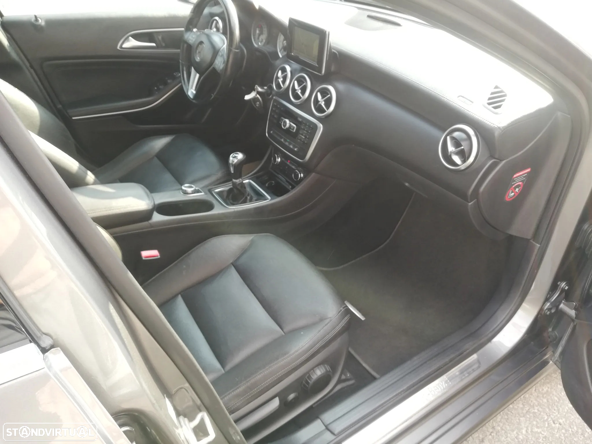 Mercedes-Benz A 180 CDI (BlueEFFICIENCY) Urban - 9