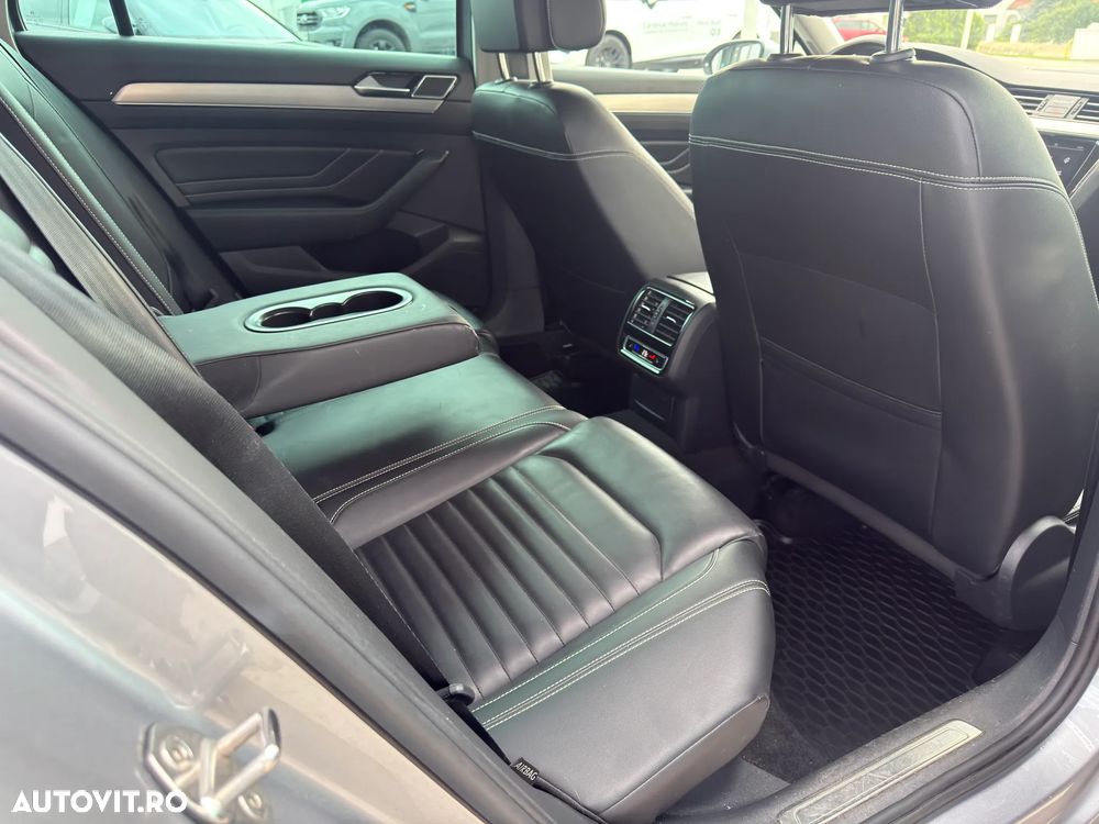 Volkswagen Passat 2.0 TDI 4Mot DSG Highline - 15