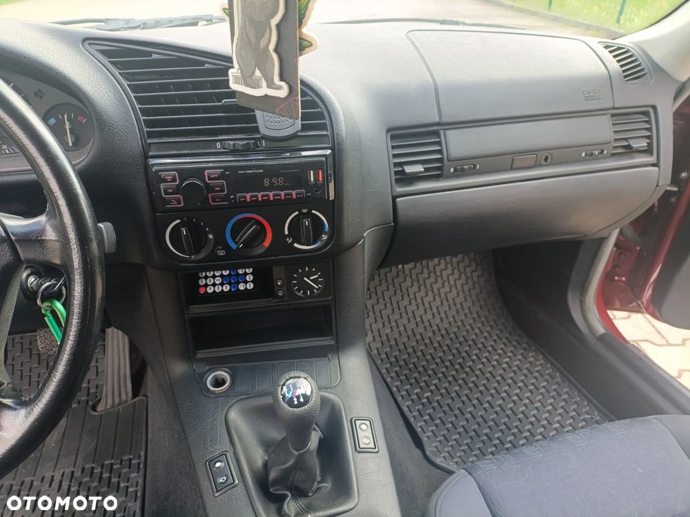 BMW Seria 3 - 30